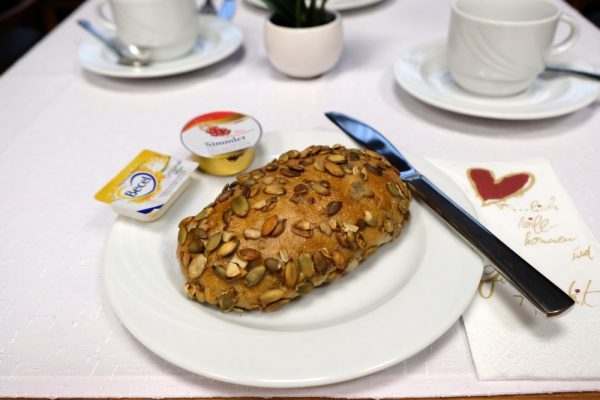 Breakfast Plate with Rolls, Grain Bread, and Coffee – Enjoyment at Hotel Find Stuttgart